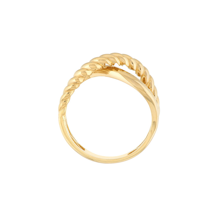 Ribbed Crossover Ring